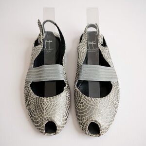 Thierry Rabotin Silver Patterned Peep Toe Flats